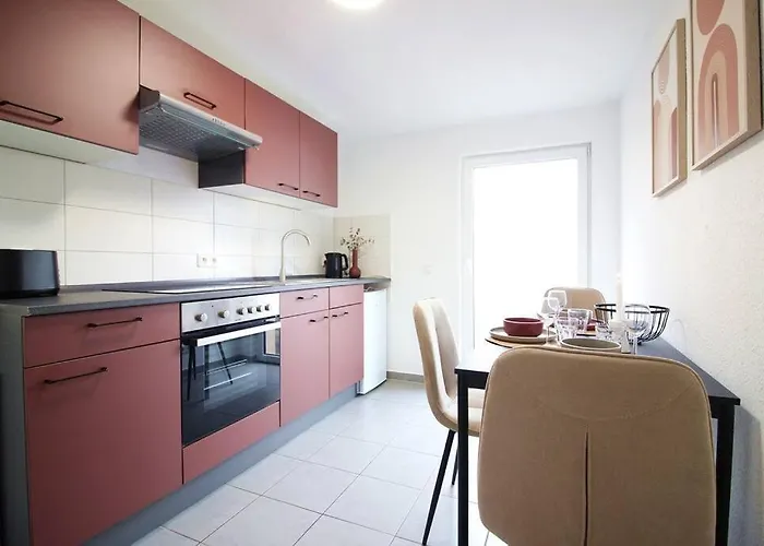 Blossfeld-apartments Xl-ferienwohnung Zentrum, 2 Schlafzimmer, W-lan, Waschtrockner, Inkl Kostenlosem Parkplatz Appartement *