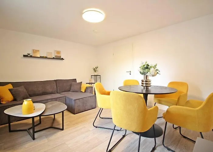 Apartamento Blossfeld-apartments Xl-ferienwohnung Zentrum, 2 Schlafzimmer, W-lan, Waschtrockner, Inkl Kostenlosem Parkplatz *